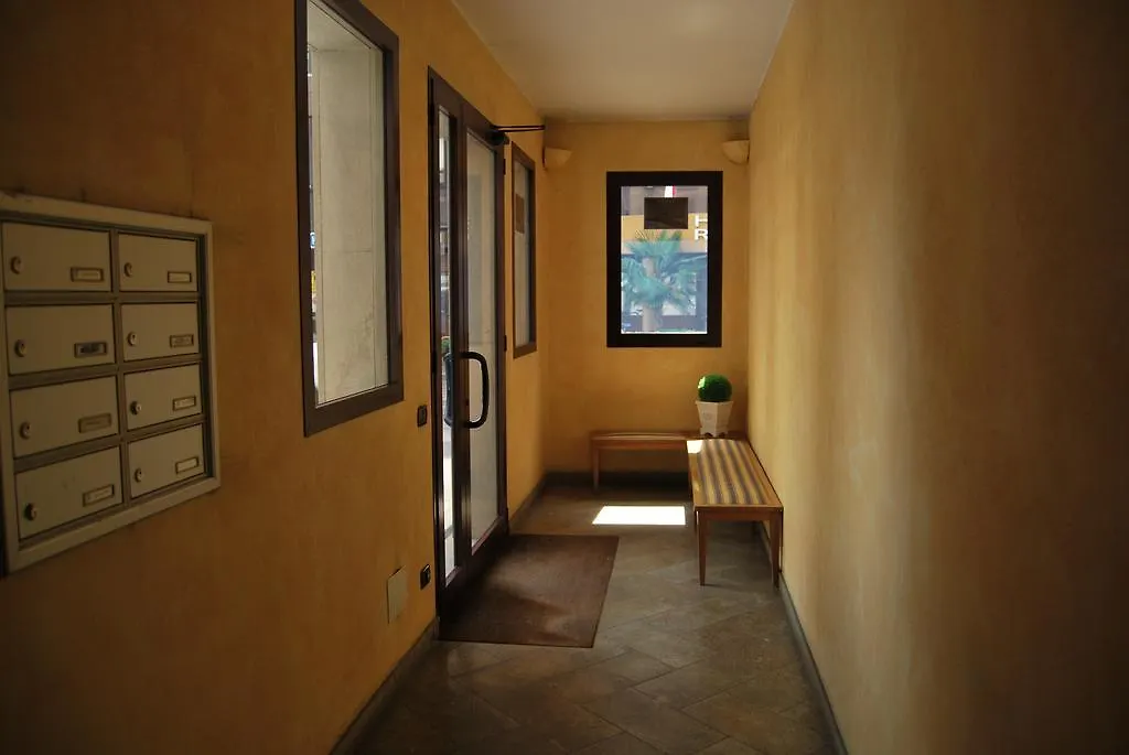 アパート Porta Romana Garden Suite ミラノ